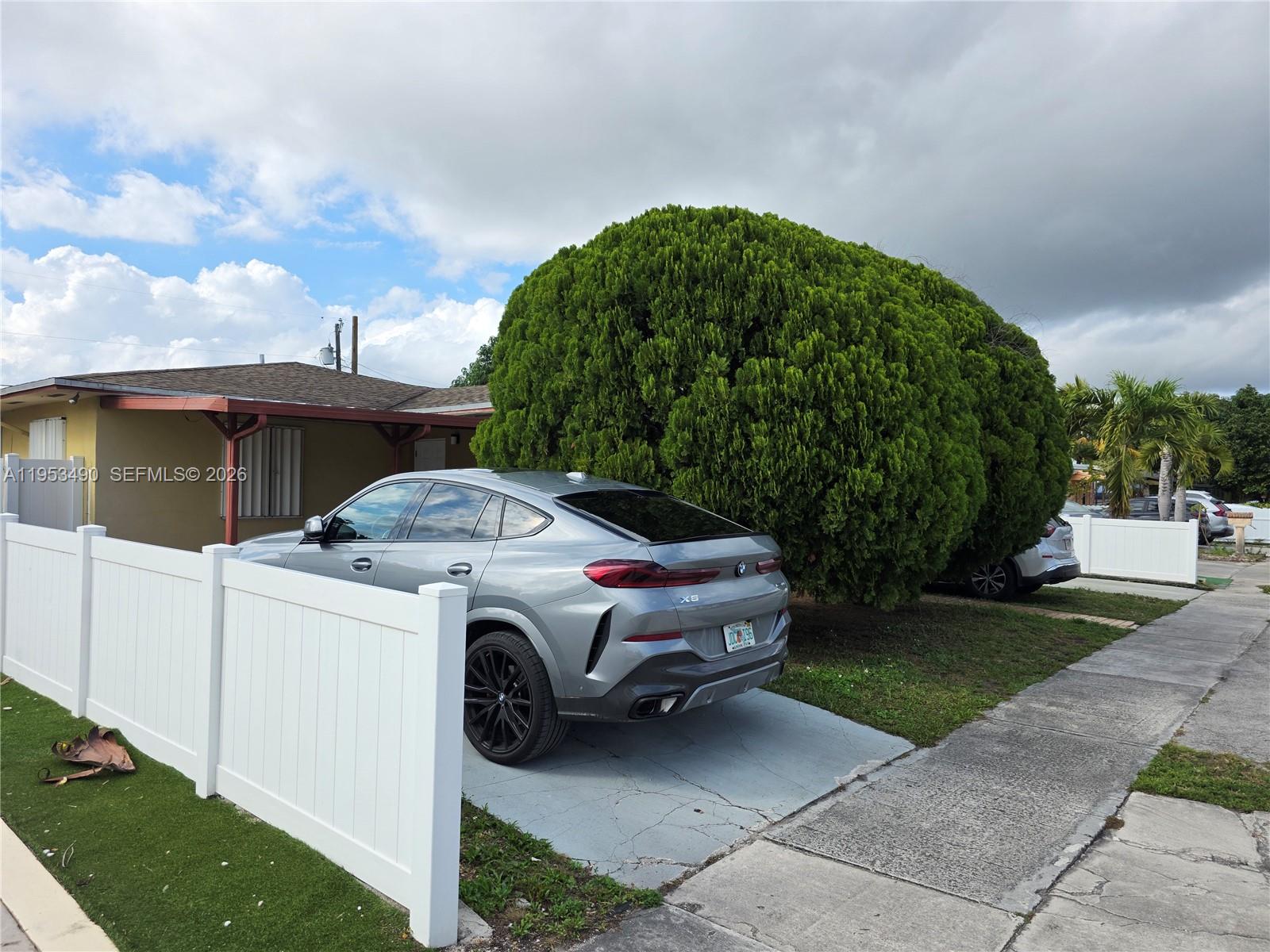 3860 East 9th Lane, Unit 3860 Hialeah, FL 33013 - Photo 1 of 28