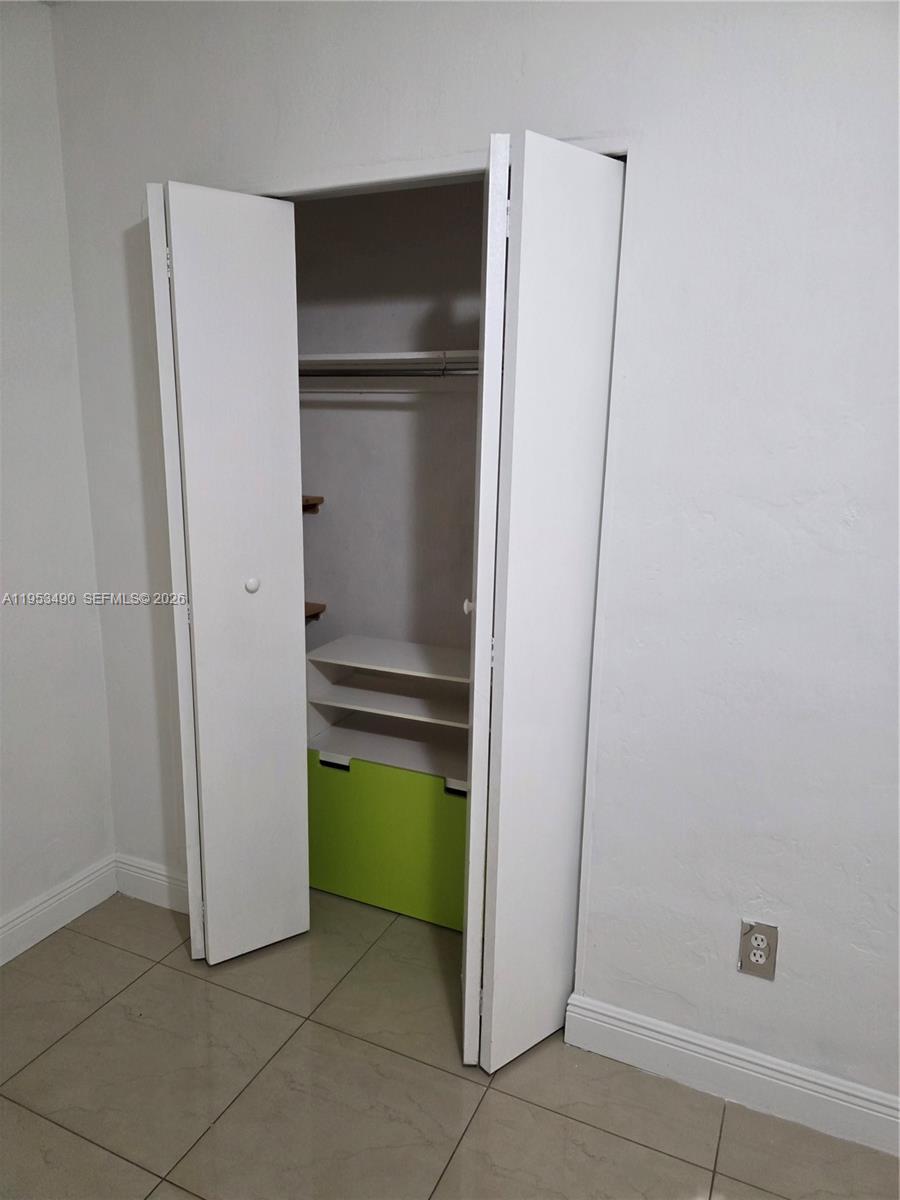 3860 East 9th Lane, Unit 3860 Hialeah, FL 33013 - Photo 20 of 28