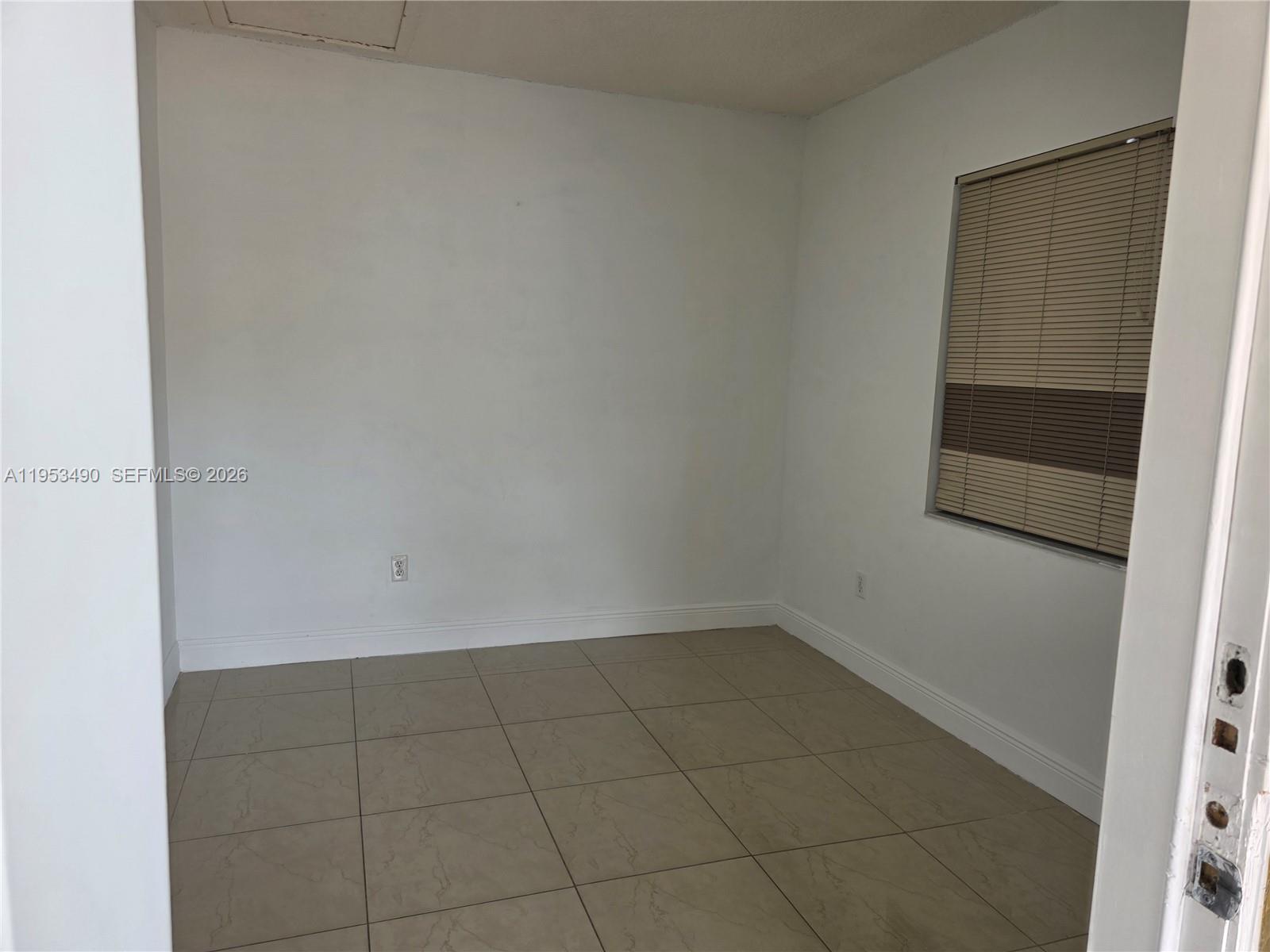 3860 East 9th Lane, Unit 3860 Hialeah, FL 33013 - Photo 23 of 28