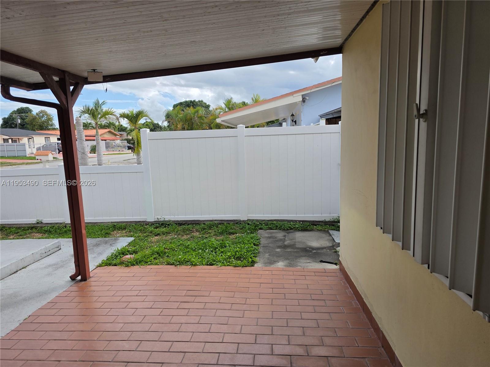 3860 East 9th Lane, Unit 3860 Hialeah, FL 33013 - Photo 4 of 28