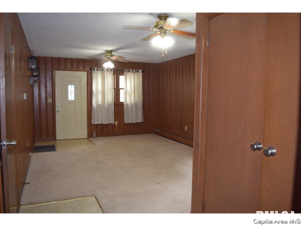1579 Sandusky Road Jacksonville, IL 62650 - Photo 21 of 35
