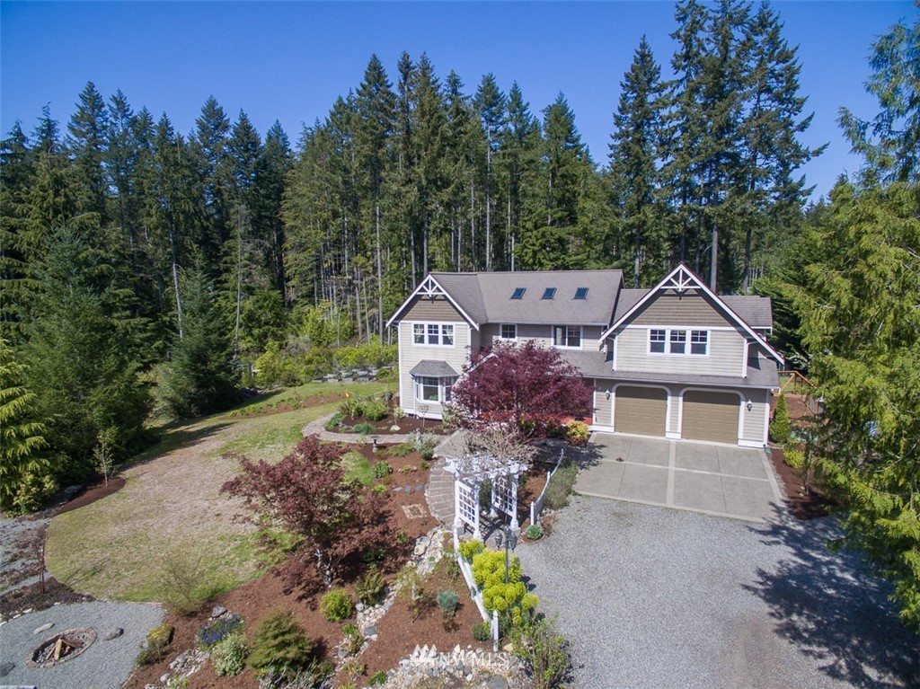 1040 Northwest Thompson Road Poulsbo, WA 98370 - Photo 2 of 23 Gallery Image 2