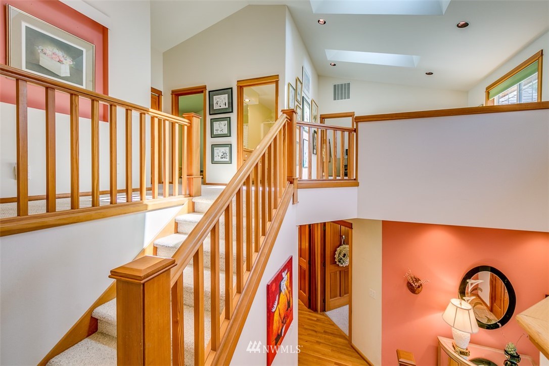 1040 Northwest Thompson Road Poulsbo, WA 98370 - Photo 14 of 23 Gallery Image 14