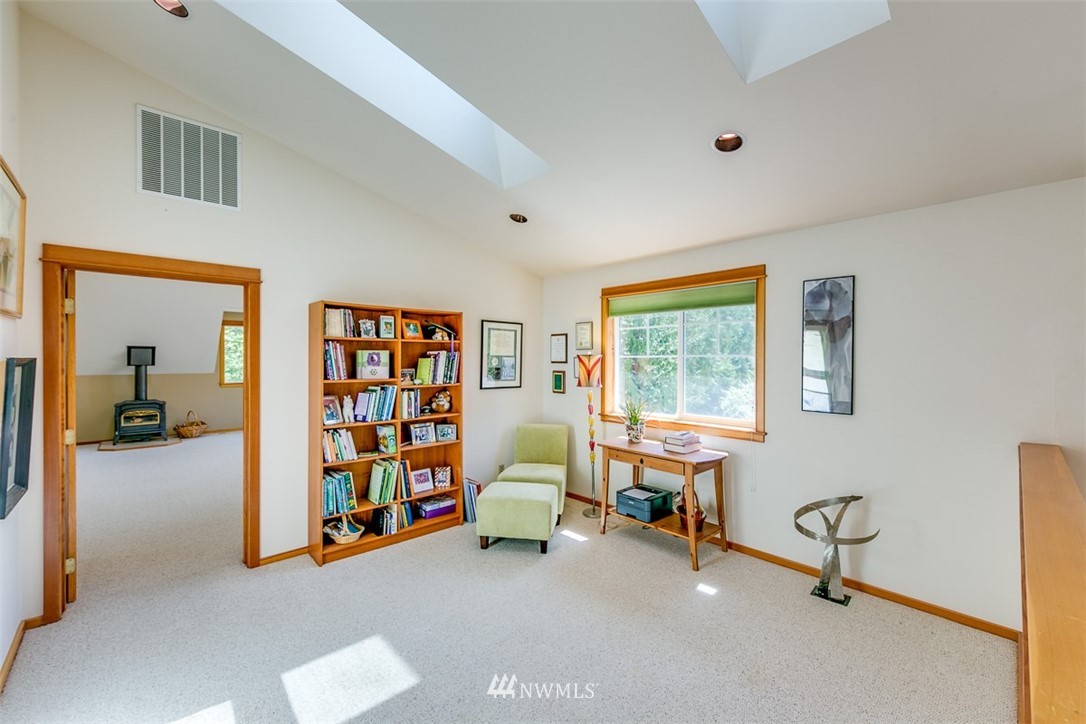 1040 Northwest Thompson Road Poulsbo, WA 98370 - Photo 15 of 23 Gallery Image 15