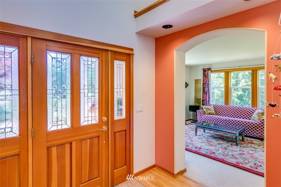 1040 Northwest Thompson Road Poulsbo, WA 98370 - Photo 5 of 23 Gallery Image 5