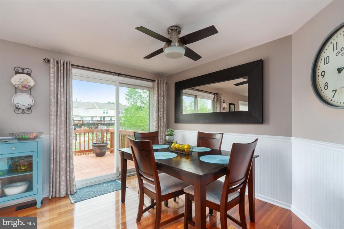 2479 Warm Spring Way Odenton, MD 21113 - Photo 10 of 34 Kitchen-dining room combo