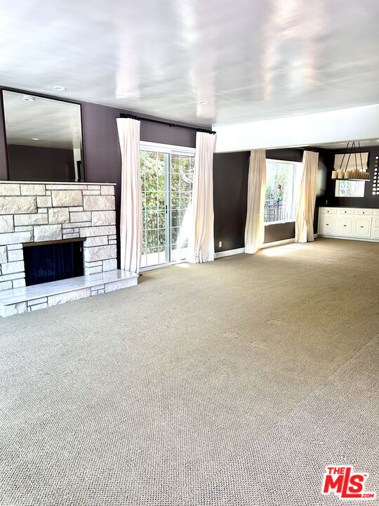 503 North Greencraig Road Los Angeles, CA 90049 - Photo 20 of 54