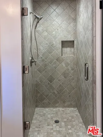 $14,500 | 503 North Greencraig Road, Los Angeles, CA 90049