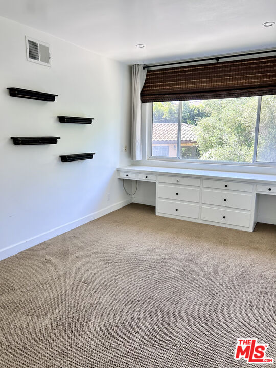 503 North Greencraig Road Los Angeles, CA 90049 - Photo 24 of 54