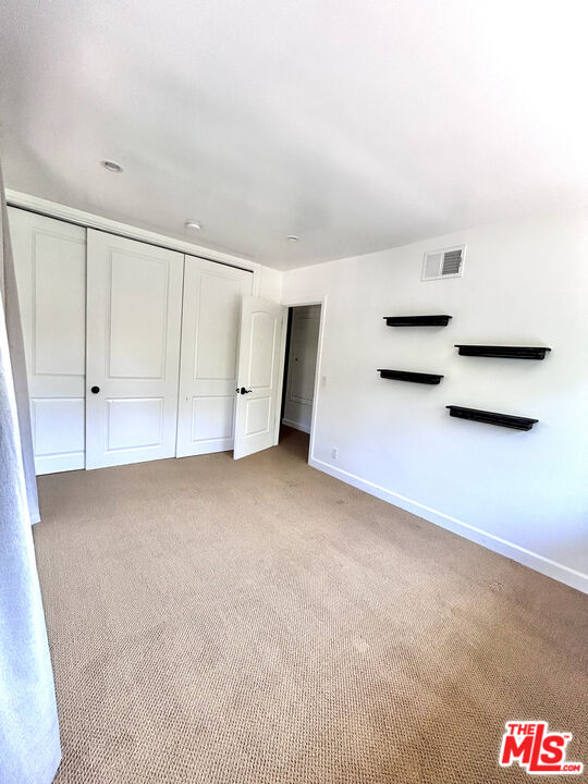 503 North Greencraig Road Los Angeles, CA 90049 - Photo 26 of 54