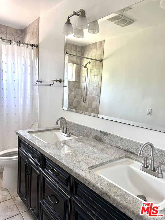 503 North Greencraig Road Los Angeles, CA 90049 - Photo 27 of 54