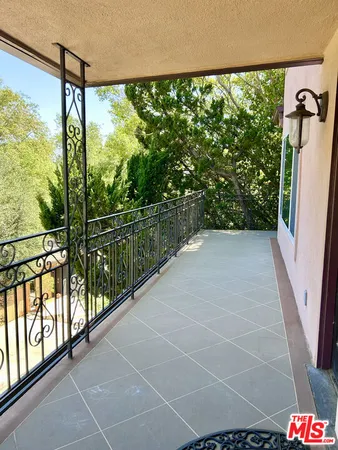 $14,500 | 503 North Greencraig Road, Los Angeles, CA 90049