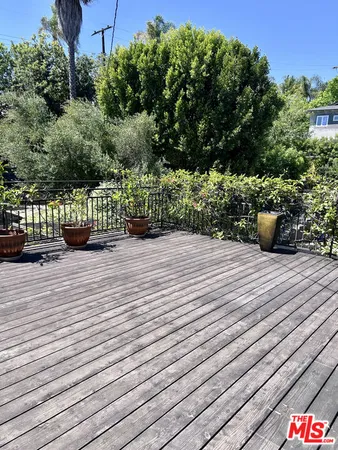 $14,500 | 503 North Greencraig Road, Los Angeles, CA 90049