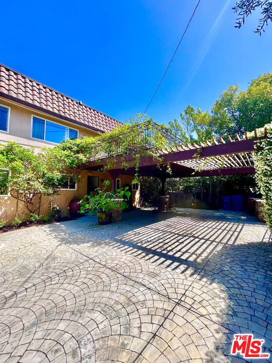 503 North Greencraig Road Los Angeles, CA 90049 - Photo 56 of 59
