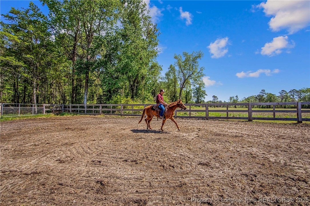 40 Kinlaw Road Lumberton, NC 28358 - Photo 21 of 50 a view of park