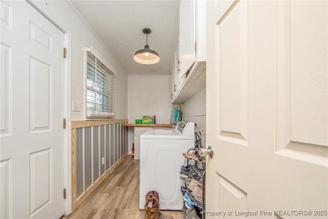 40 Kinlaw Road Lumberton, NC 28358 - Photo 42 of 50 a view of a kitchen from the hallway