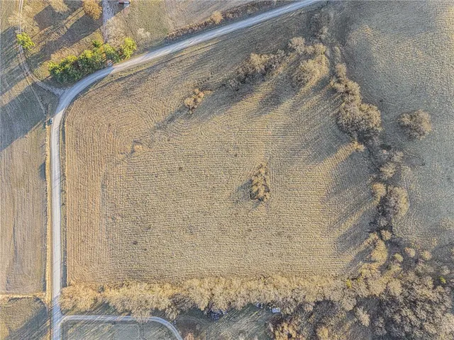 $200,000 | Lot 2 Southwest Town And Country Lane, Plattsburg, MO 64477