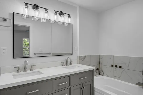 $420,000 | 407 East Kerr Street, Burnet, TX 78611