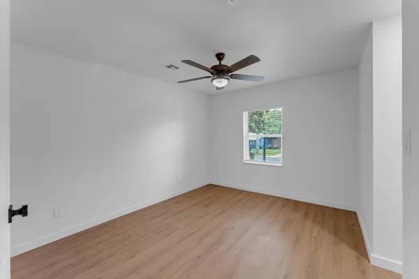 $420,000 | 407 East Kerr Street, Burnet, TX 78611