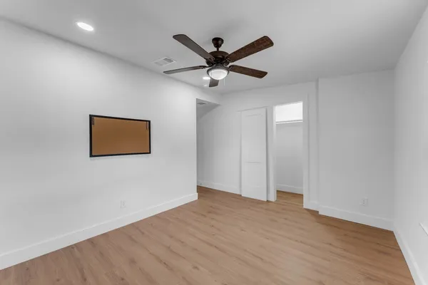 $420,000 | 407 East Kerr Street, Burnet, TX 78611