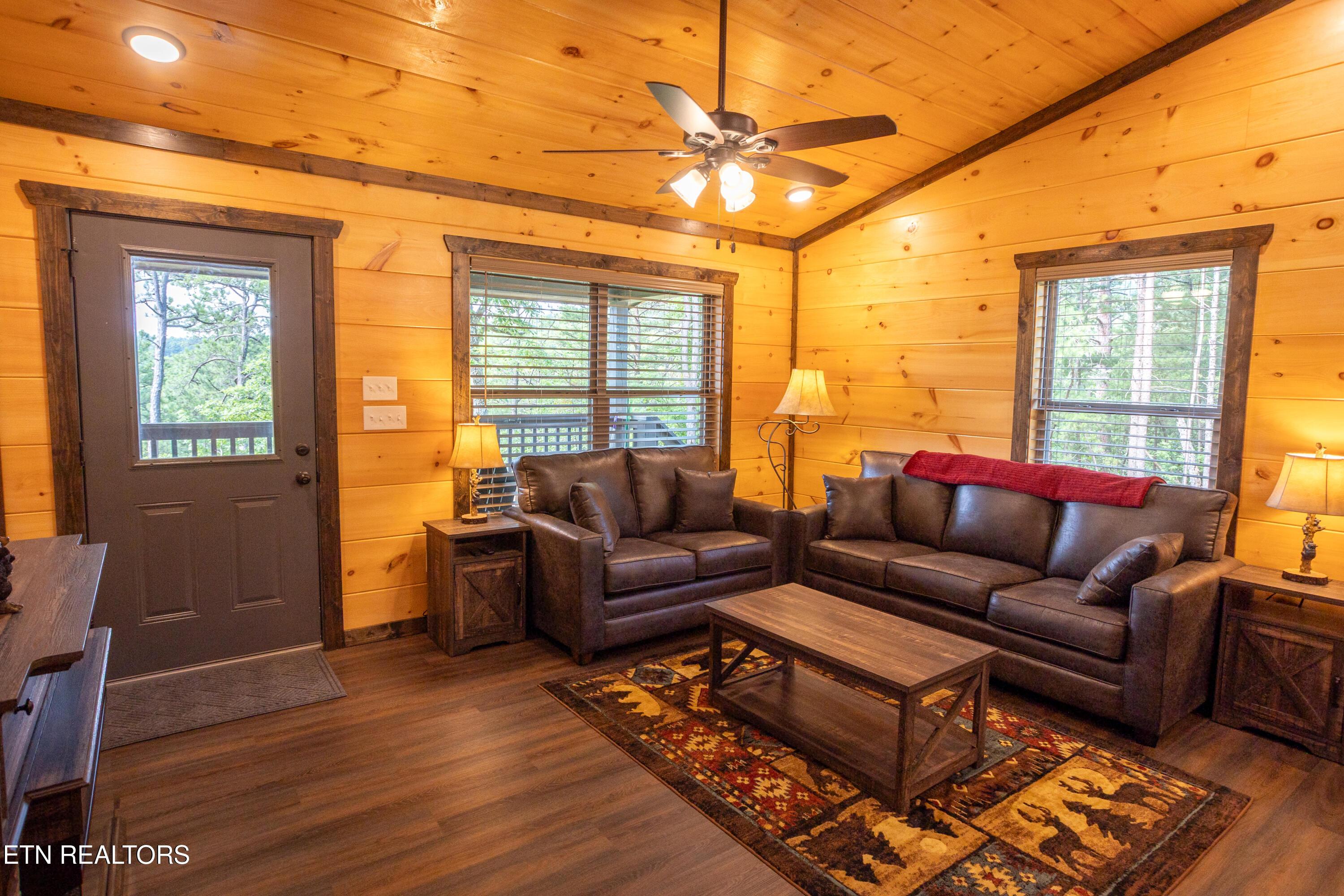 1936 Seagle Hollow Road Sevierville, TN 37876 - Photo 7 of 21 Cabin 2