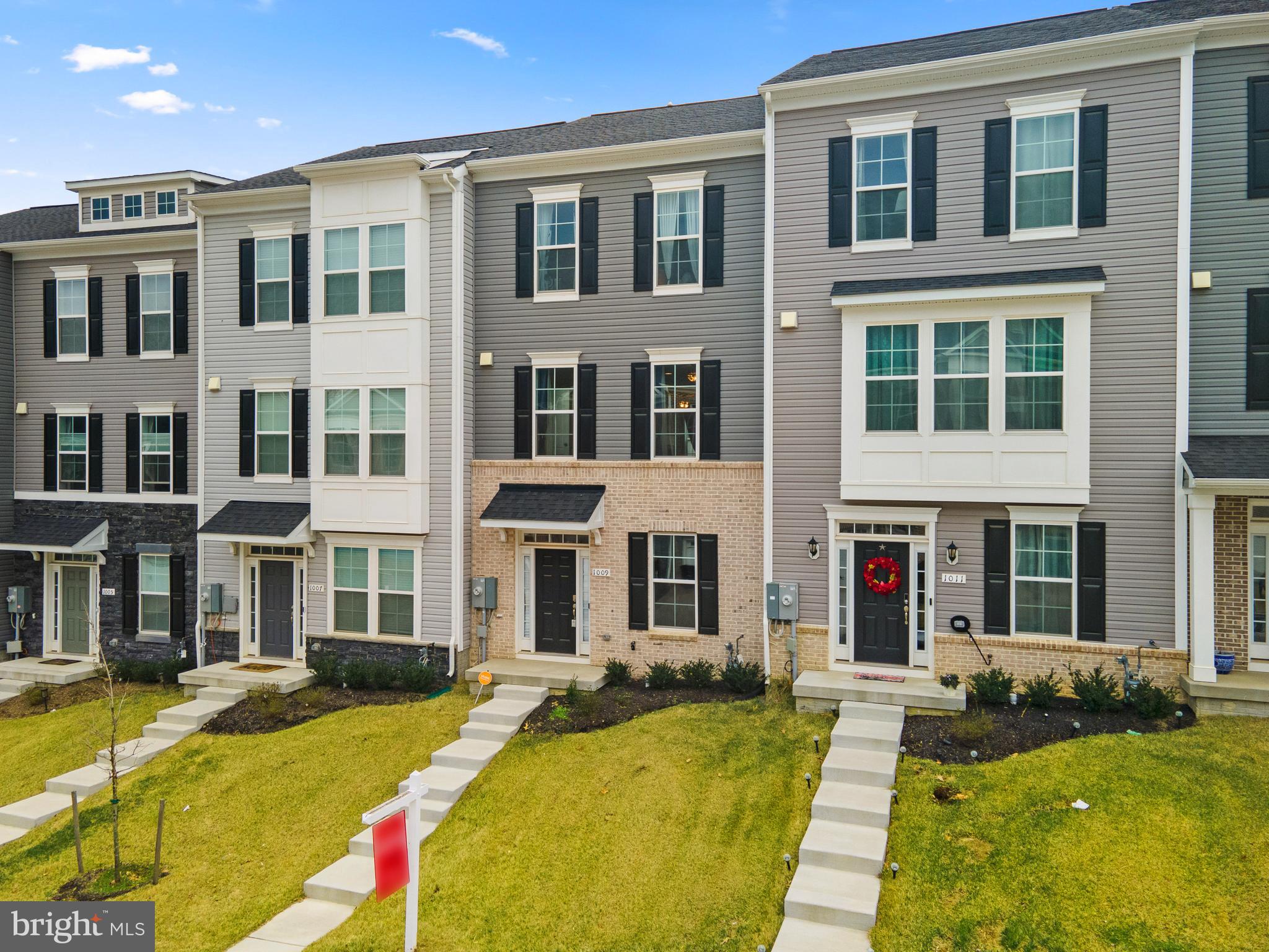 1009 Overlook Loop Laurel, MD 20707 - Photo 2 of 41
