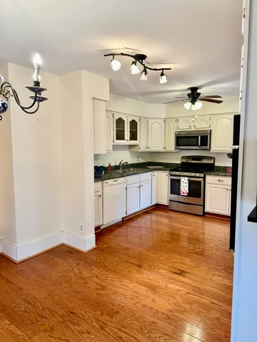 $425,000 | 307 North Ferry Street, Ludington, MI 49431