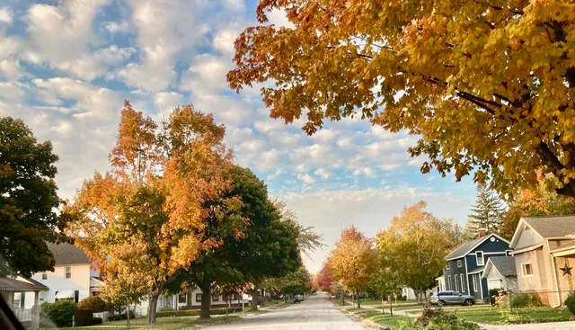 $425,000 | 307 North Ferry Street, Ludington, MI 49431