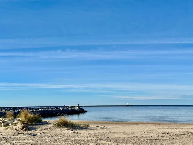 $425,000 | 307 North Ferry Street, Ludington, MI 49431