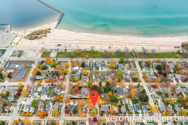 $425,000 | 307 North Ferry Street, Ludington, MI 49431