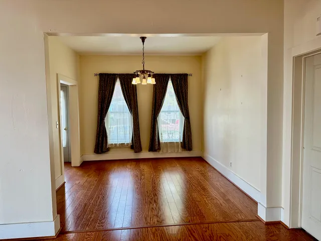 $425,000 | 307 North Ferry Street, Ludington, MI 49431