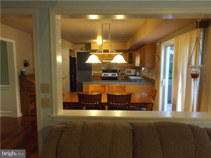901 Chatfield Road Warrington, PA 18976 - Photo 5 of 25 Gallery Image 5