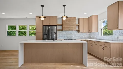 $650,000 | 3320 Winterfield Place, Charlotte, NC 28205