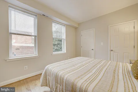 $588,000 | 220 13th Street Southeast, Unit 24, Washington, DC 20003