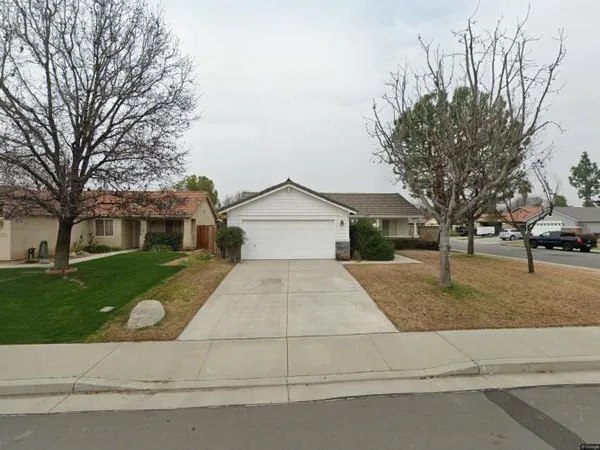 $369,000 | 8815 Kayak Drive, Bakersfield, CA 93312