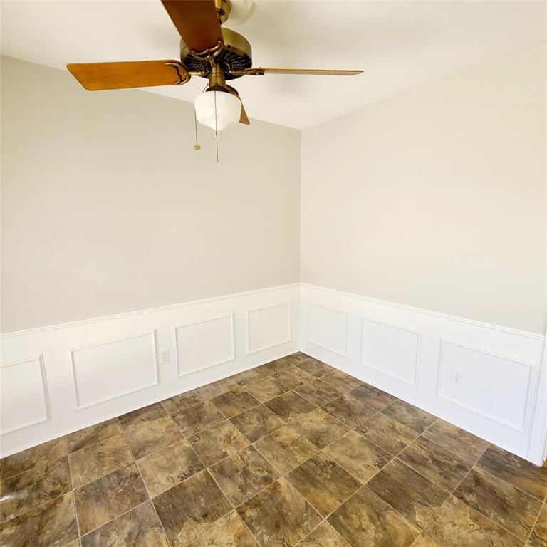 11352 Quail Run Street Dallas, TX 75238 - Photo 8 of 27