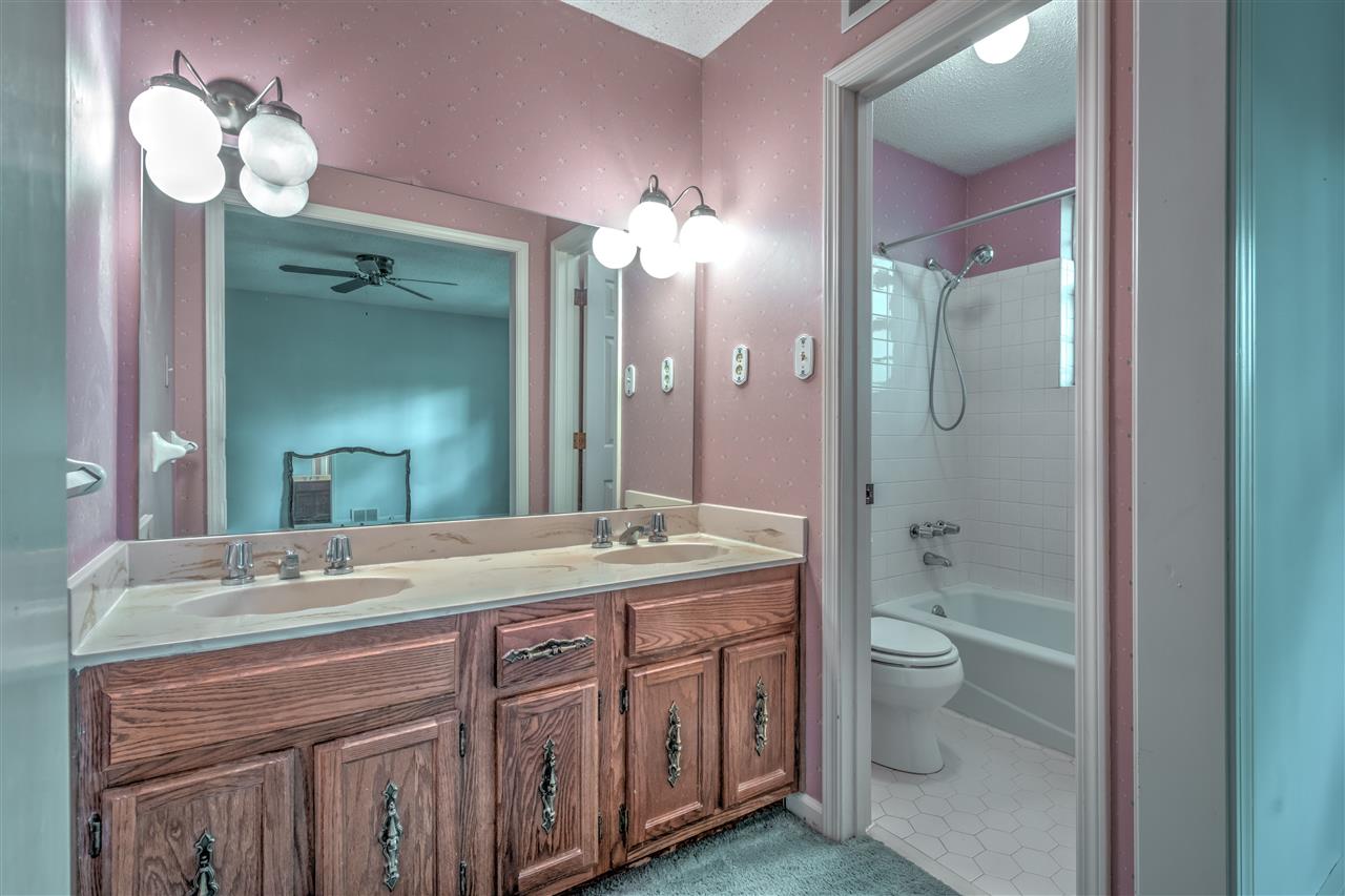 2015 Allenby Road Germantown, TN 38139 - Photo 17 of 25 Gallery Image 17