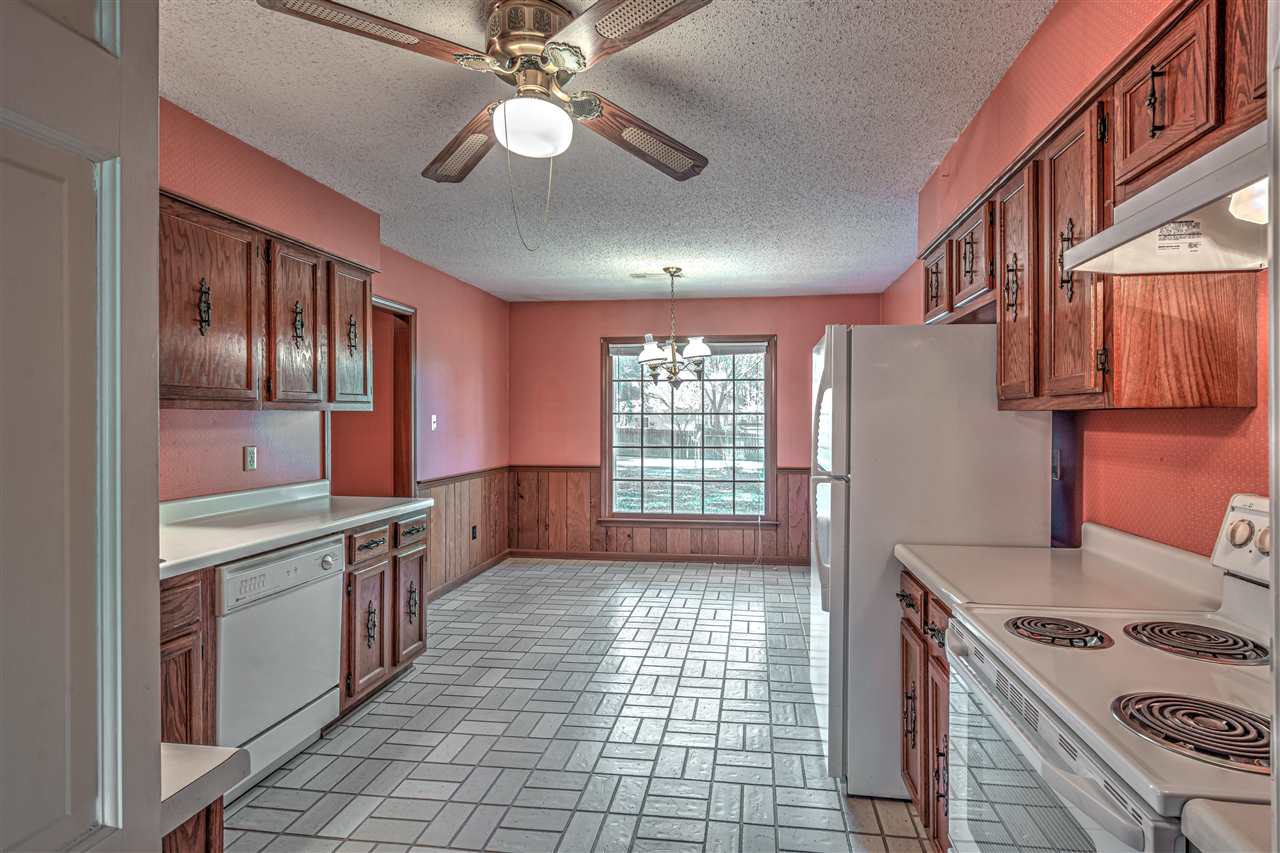 2015 Allenby Road Germantown, TN 38139 - Photo 10 of 25 Gallery Image 10