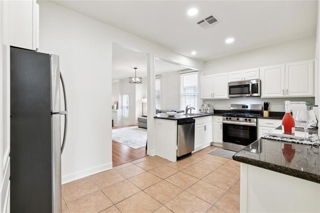2831 Calhoun Street New Orleans, LA 70118 - Photo 12 of 29