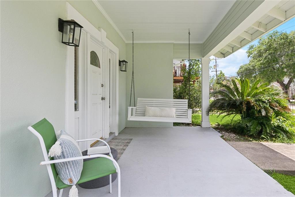 2831 Calhoun Street New Orleans, LA 70118 - Photo 2 of 29