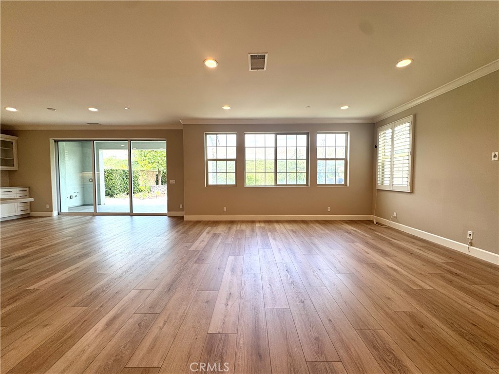 291 Barnes Road Tustin, CA 92782 - Photo 2 of 28