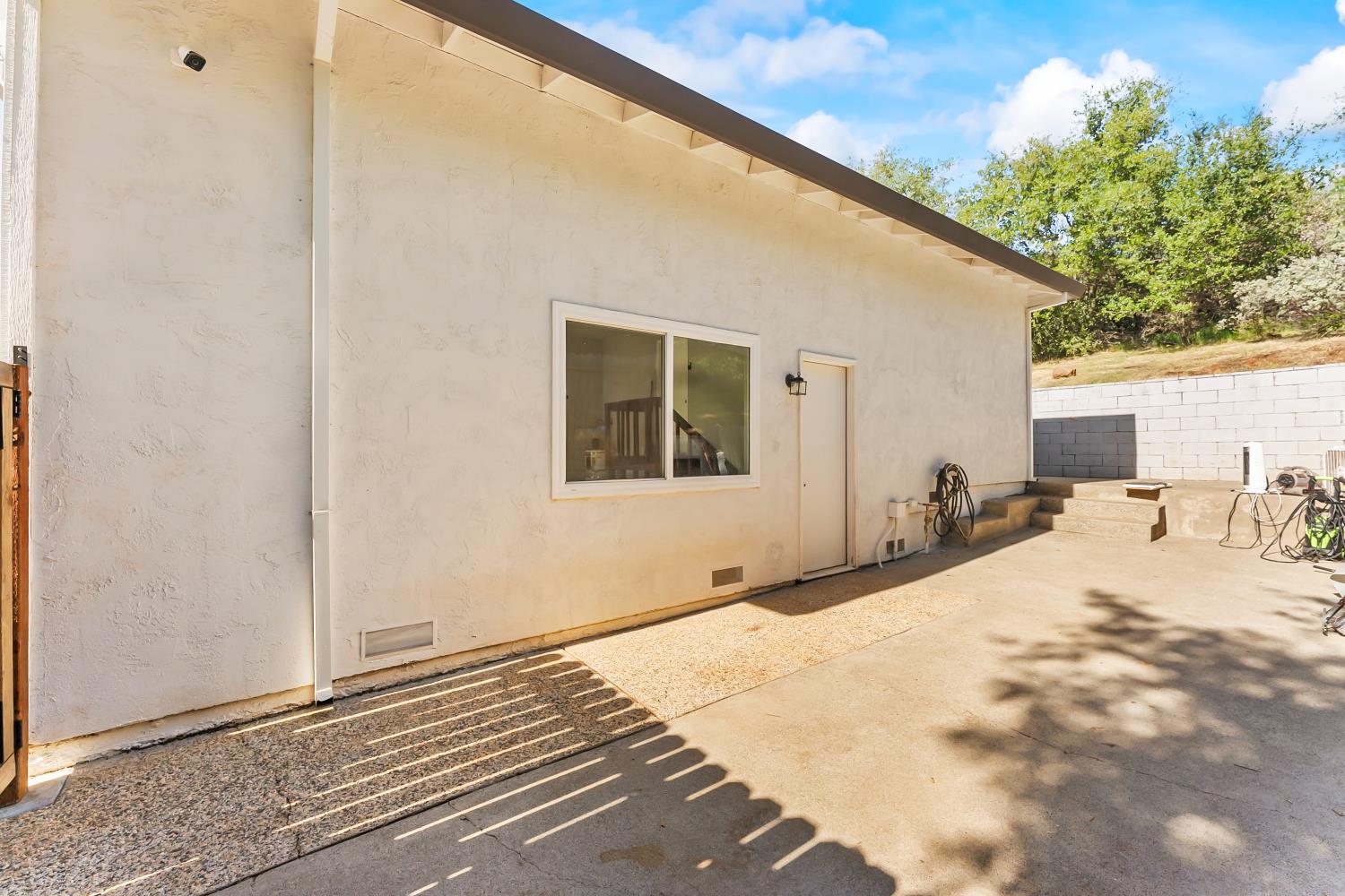2801 Osborne Road Cameron Park, CA 95682 - Photo 29 of 37
