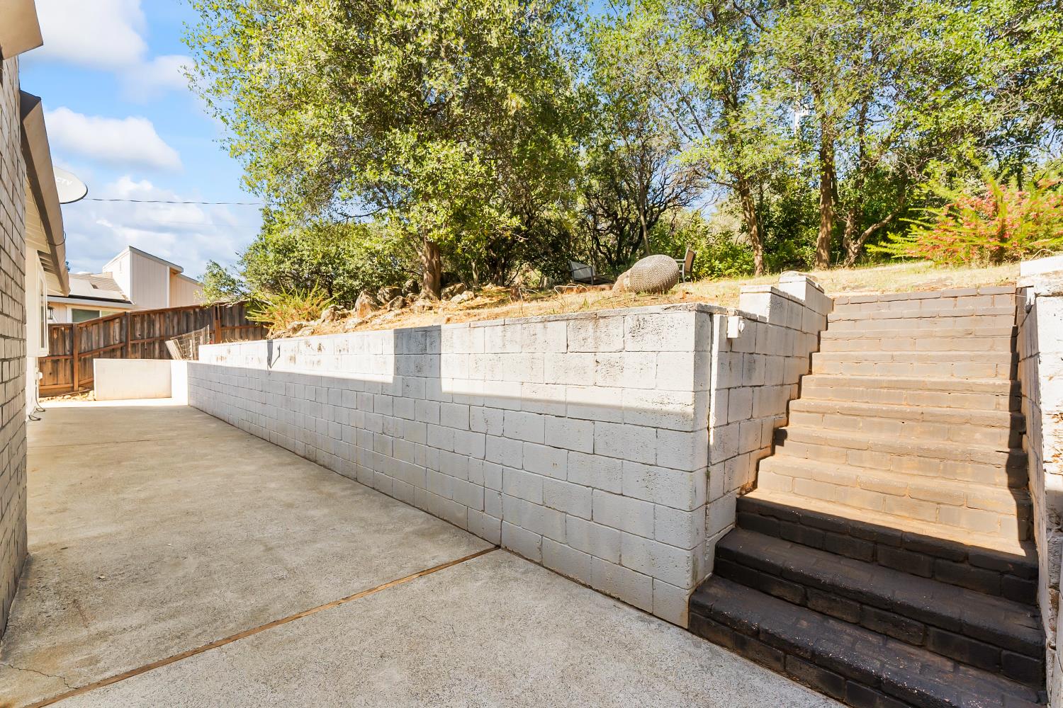 2801 Osborne Road Cameron Park, CA 95682 - Photo 31 of 37