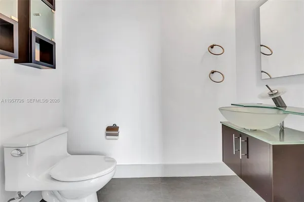 $7,950 | 60 Southwest 13th Street, Unit 3400, Miami, FL 33130