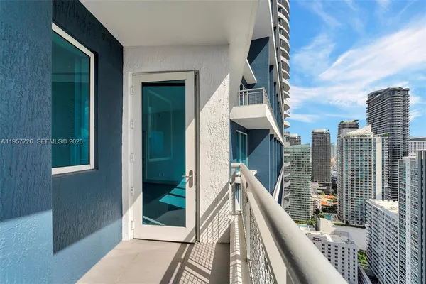 $7,950 | 60 Southwest 13th Street, Unit 3400, Miami, FL 33130