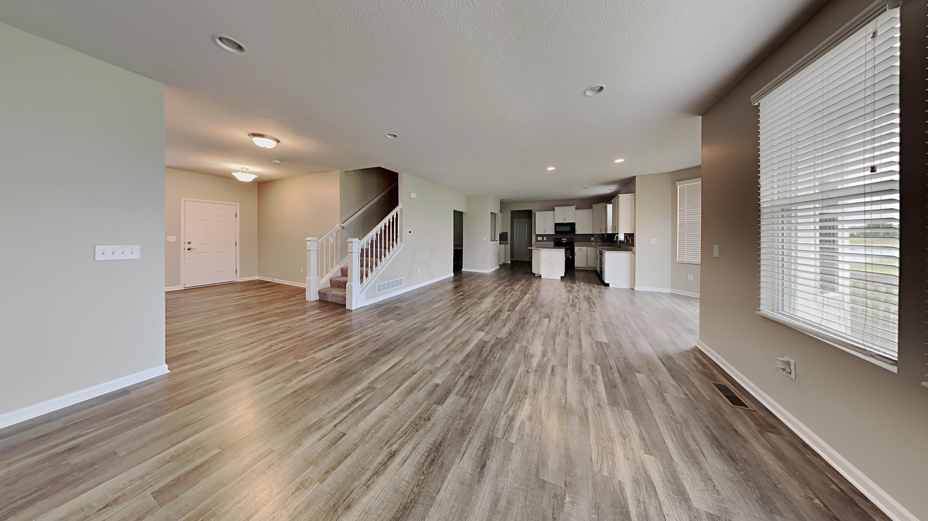 724 Eagle Walk Road Delaware, OH 43015 - Photo 3 of 11 Gallery Image 3