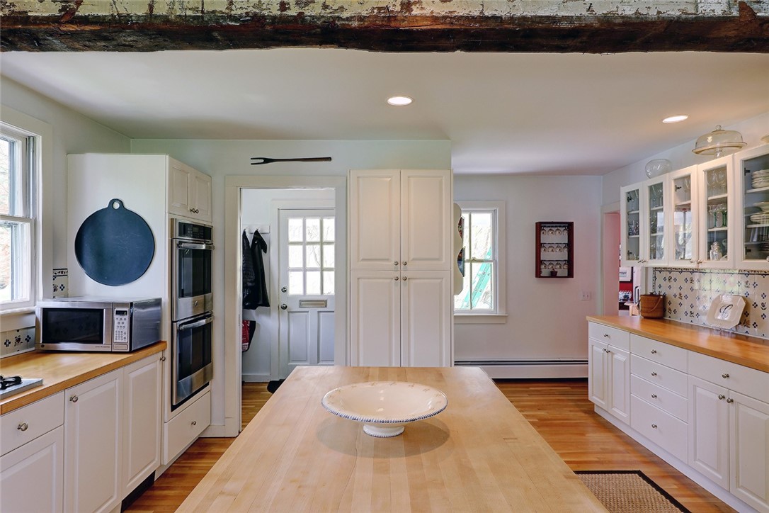 13 Alfred Drowne Road Barrington, RI 02806 - Photo 14 of 39