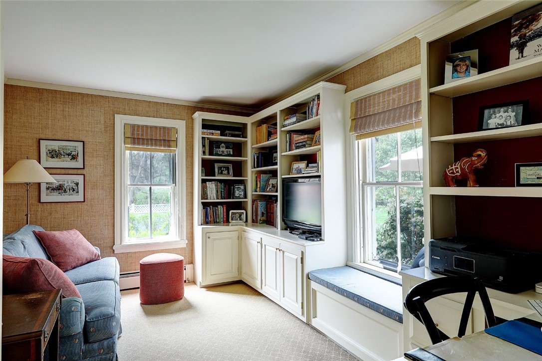 13 Alfred Drowne Road Barrington, RI 02806 - Photo 17 of 39