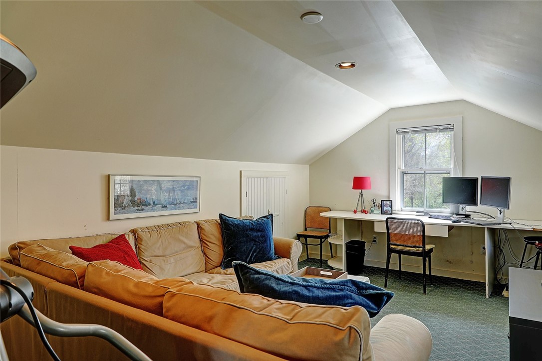 13 Alfred Drowne Road Barrington, RI 02806 - Photo 28 of 39