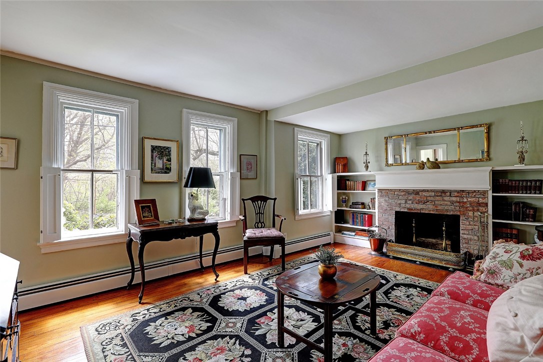 13 Alfred Drowne Road Barrington, RI 02806 - Photo 6 of 39